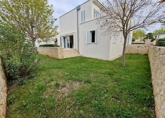 Lägenhet Sunny Lena Premium Family With Garden, Close To & Pool Petrcane