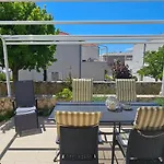 Sunny Lena Premium Family With Garden, Close To & Pool *